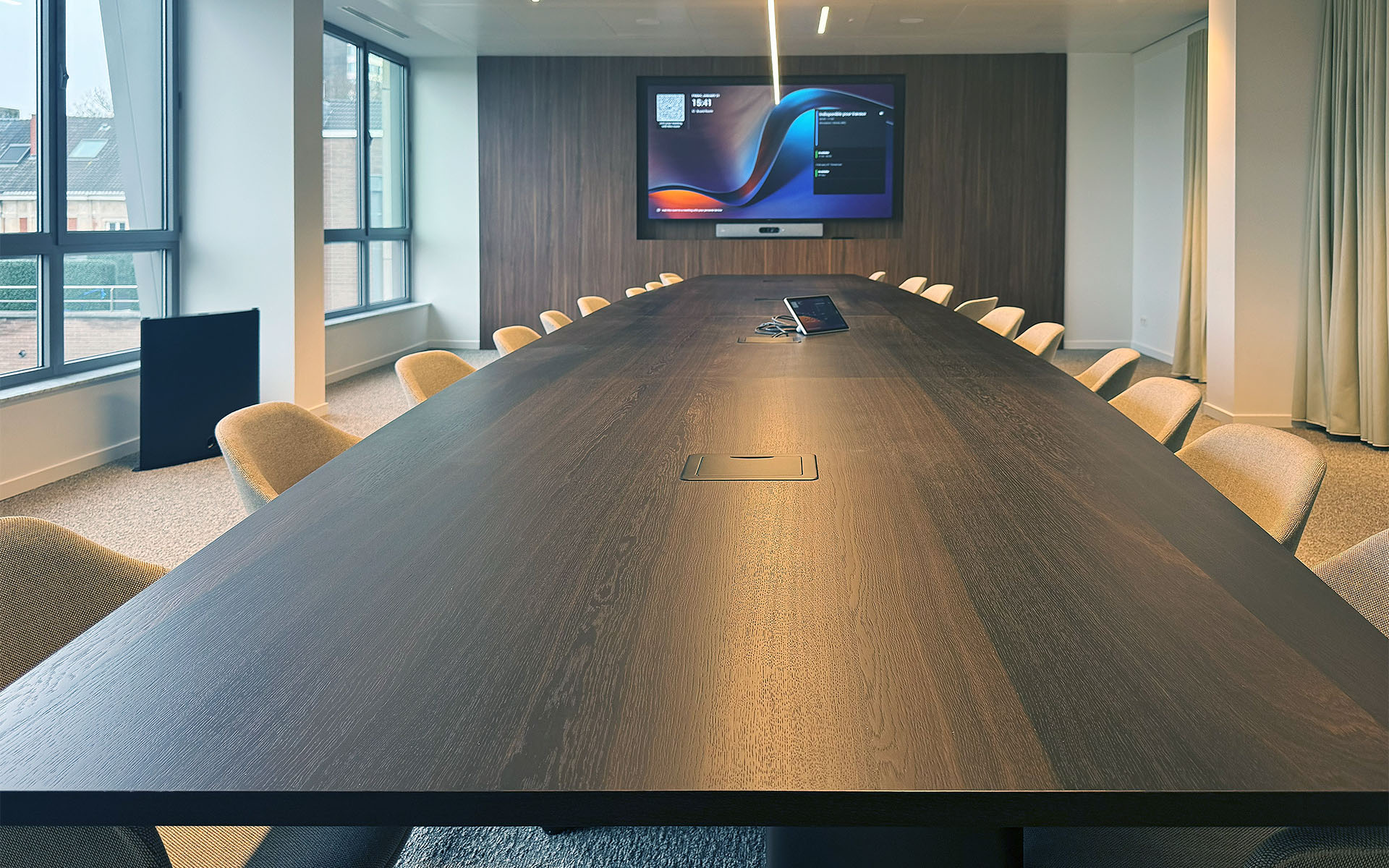 Sala del Consejo – 16 personas