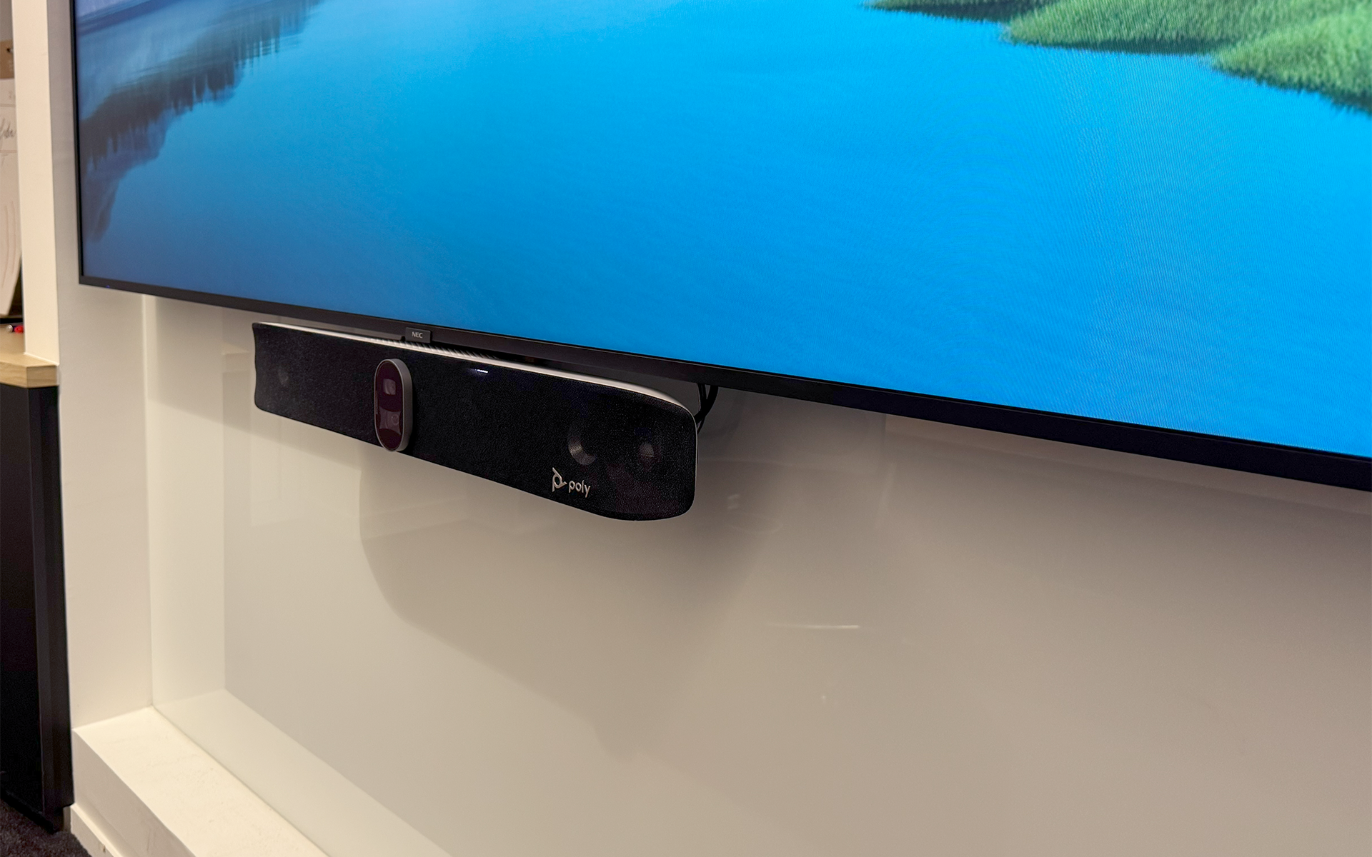 Sala del Consejo – 16 personas