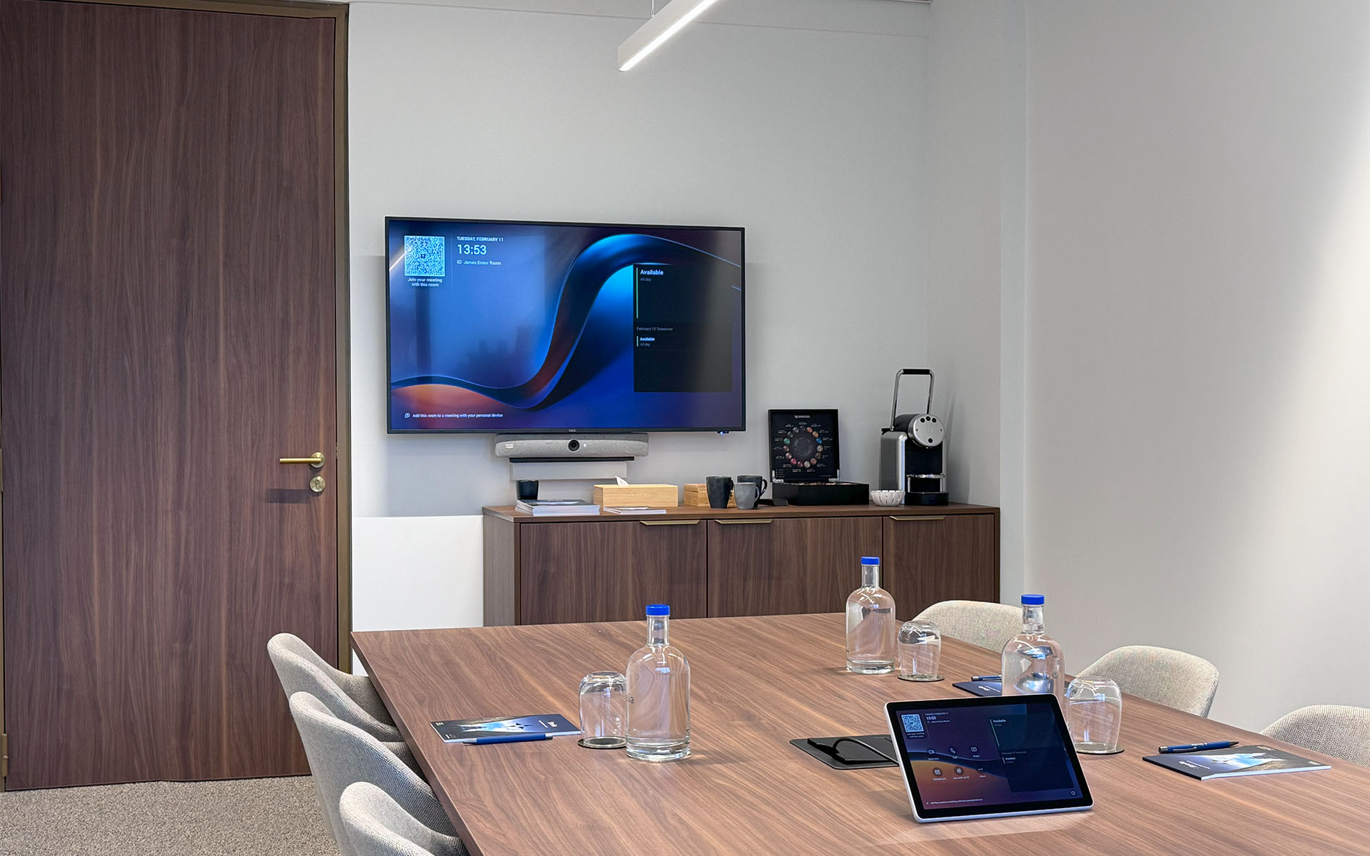 Sala del Consejo – 16 personas