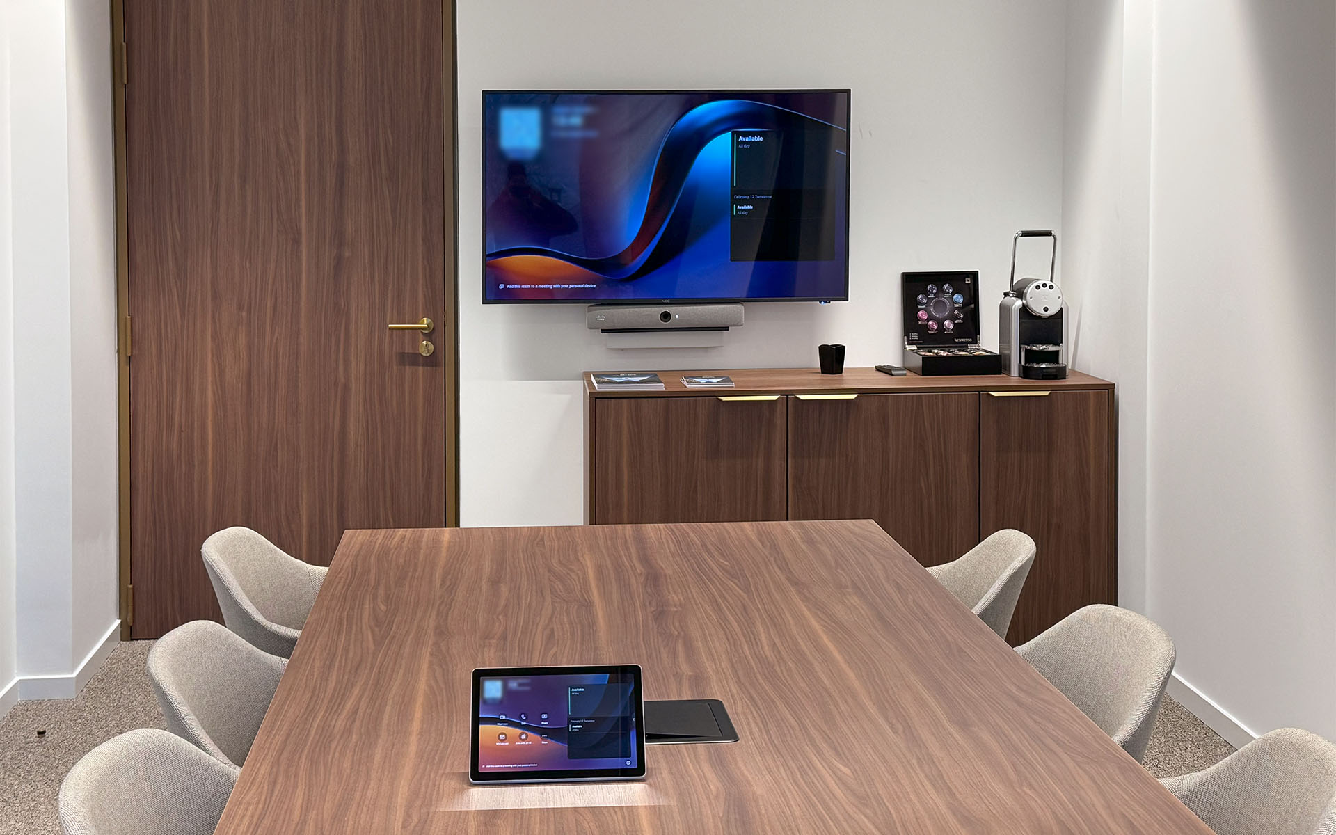 Sala del Consejo – 16 personas