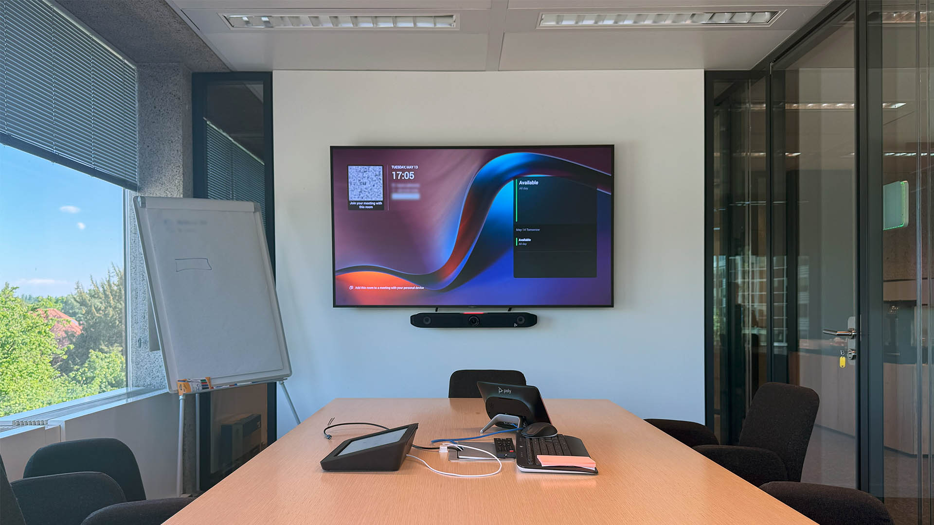 Sala del Consejo – 16 personas